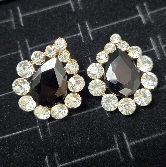 Elegant Black and Silver Rhinestone Teardrop Earrings - Picture 6 of 17